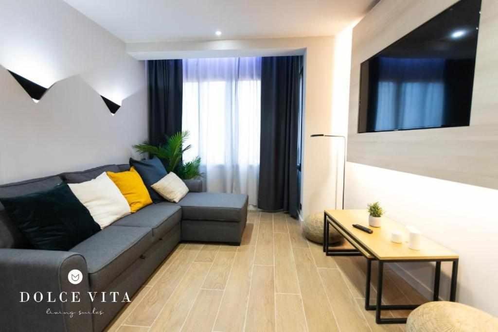 Apartamento Milano Living Suites En Vila Real 외부 사진